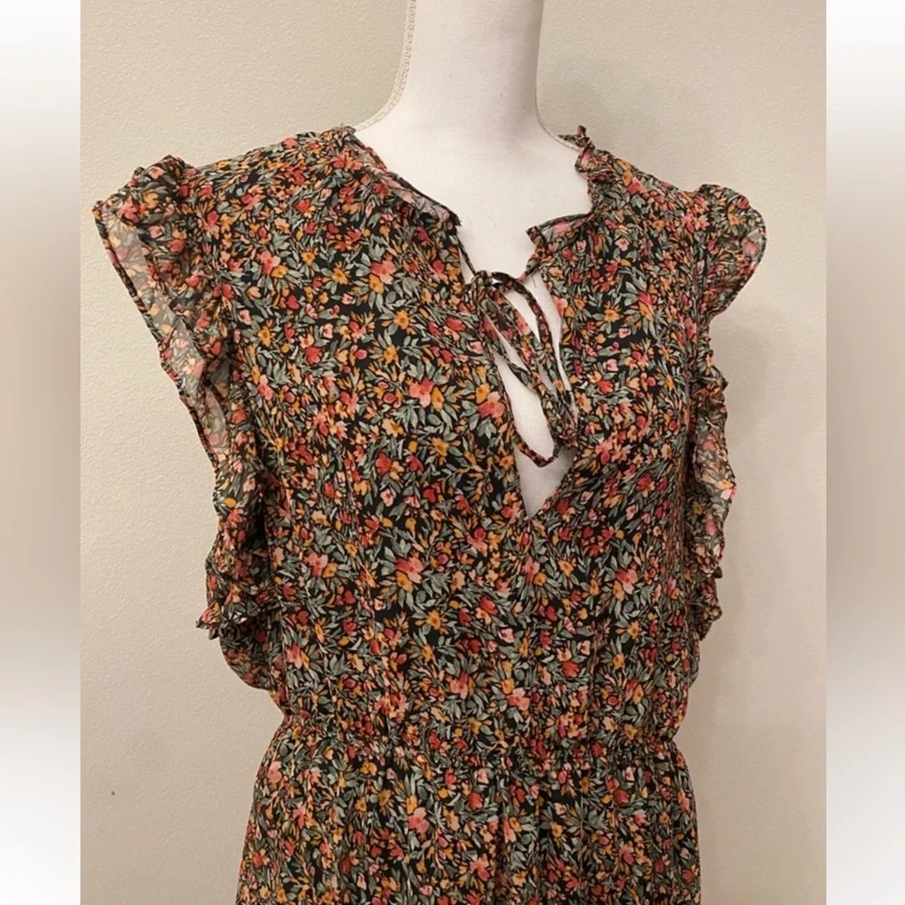 Plus Dress - Picture 6 of 10
